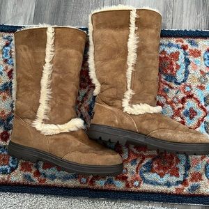Ugg Sundance II Tall Boots. Size 10
